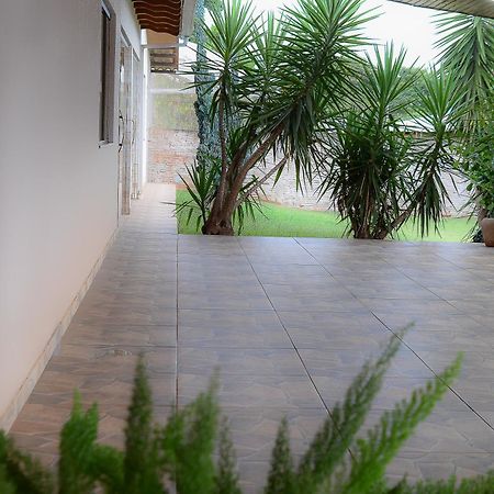 Casa De Campo - 15 Minutos Das Cataratas E Aeroporto - Piscina Com Agua Salgada E Muito Espaco Ao Ar Livre Foz do Iguaçu Eksteriør billede